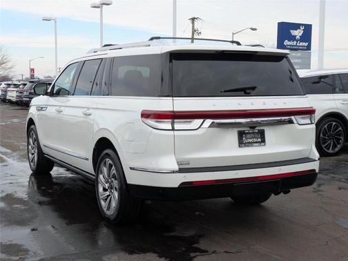2023 Lincoln Navigator L Reserve