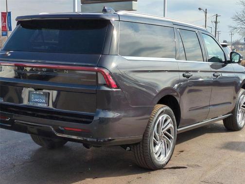 Starlight 2026 Lincoln Navigator L Reserve