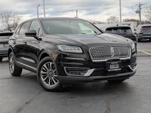2019 Lincoln Nautilus Select