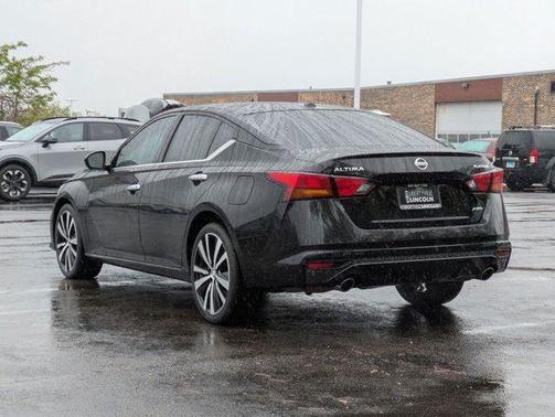 2020 Nissan Altima 2.5 Platinum