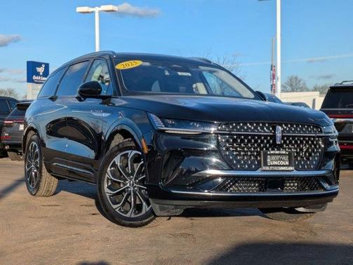 2025 Lincoln Nautilus Reserve