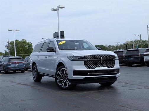 Crystal White Metallic 2026 Lincoln Navigator L Reserve