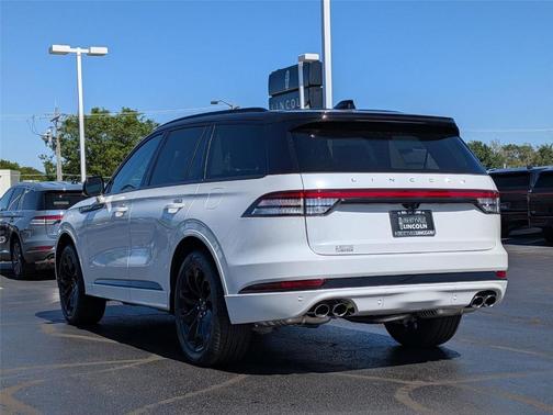 Pristine White 2026 Lincoln Aviator Premiere