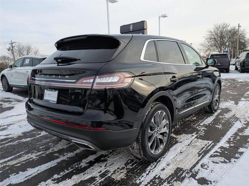 2022 Lincoln Nautilus Reserve