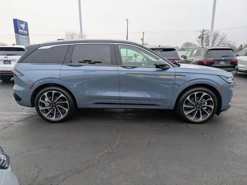 2026 Lincoln Nautilus Black Label