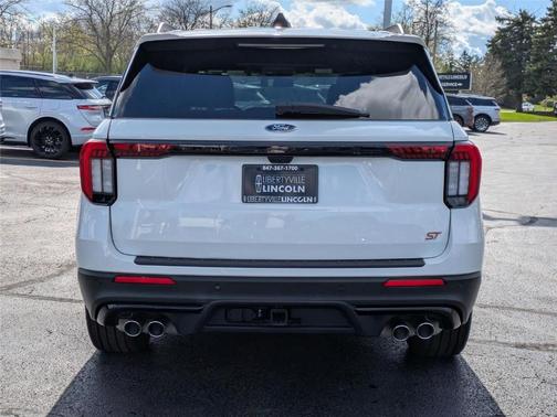 Star White 2025 Ford Explorer ST