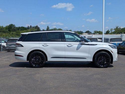 2025 Lincoln Aviator Reserve AWD