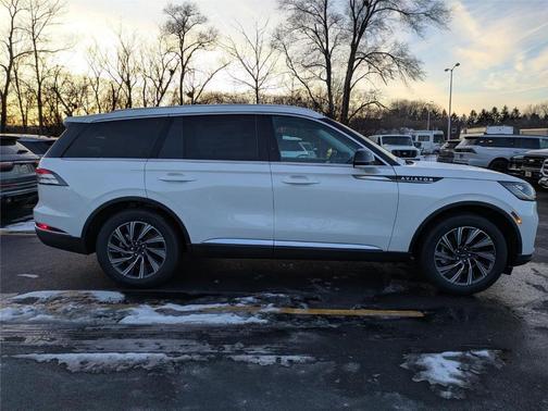 2026 Lincoln Aviator Premiere