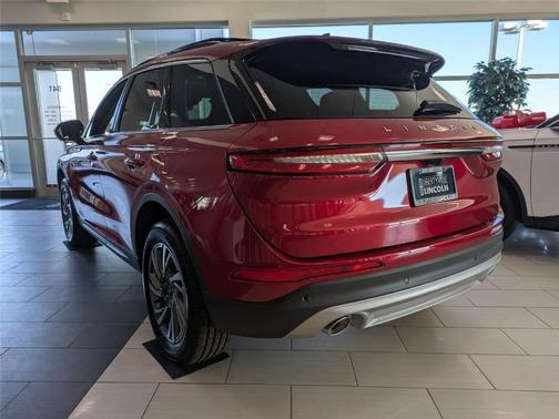 2026 Lincoln Corsair Premiere