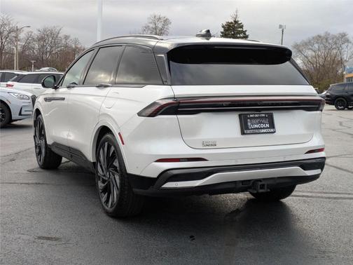 2024 Lincoln Nautilus Reserve