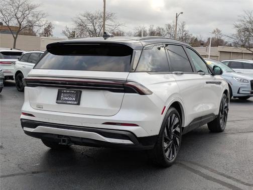 2024 Lincoln Nautilus Reserve