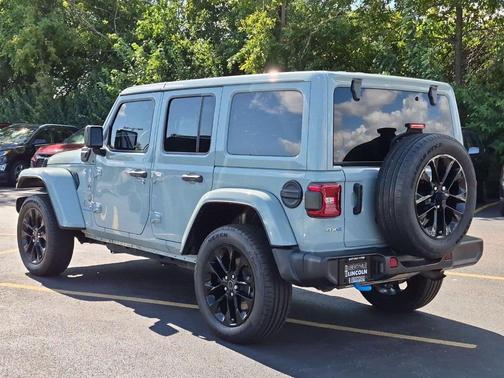 Earl Clearcoat 2024 Jeep Wrangler 4xe Sahara