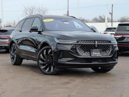 2025 Lincoln Nautilus Reserve