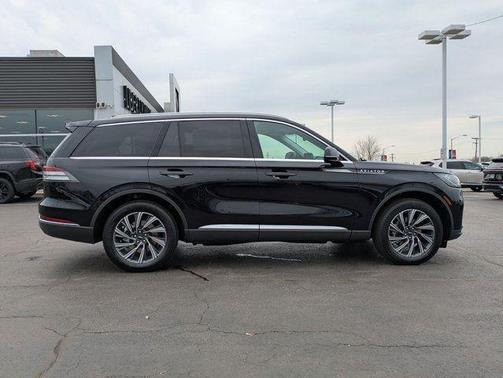 2025 Lincoln Aviator Premiere