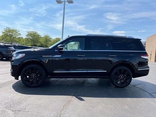 2024 Lincoln Navigator Reserve