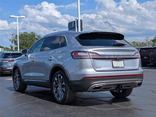 Silver Radiance Metallic 2023 Lincoln Nautilus Reserve