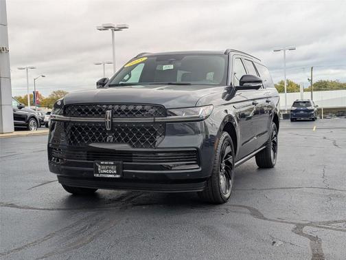 2025 Lincoln Navigator L Reserve