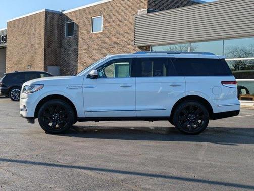 2024 Lincoln Navigator Reserve
