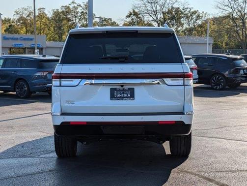 2024 Lincoln Navigator Reserve