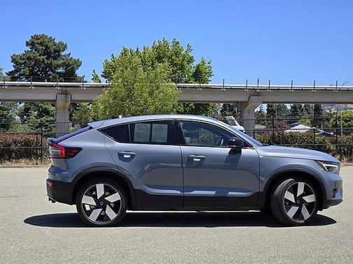 2023 Volvo C40 Recharge Pure Electric Ultimate