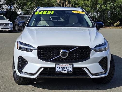 2025 Volvo XC60 Core
