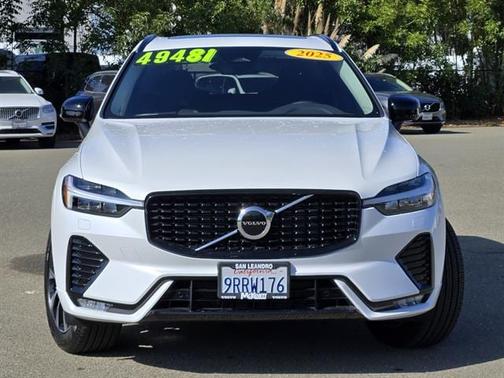 2025 Volvo XC60 Core