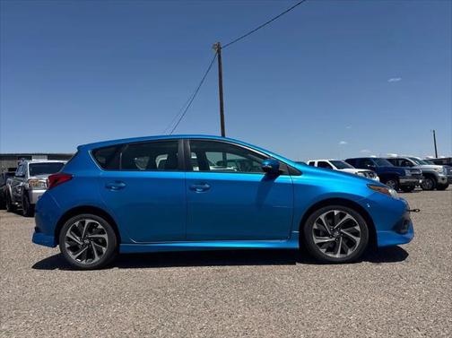 2016 Scion iM Base