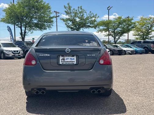 2004 Nissan Maxima SE