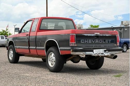 1991 Chevrolet S-10 Base