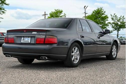 2001 Cadillac Seville Base
