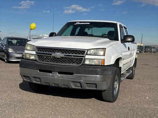 2005 Chevrolet Silverado 2500 LS H/D Extended Cab