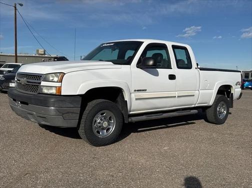 2005 Chevrolet Silverado 2500 LS H/D Extended Cab