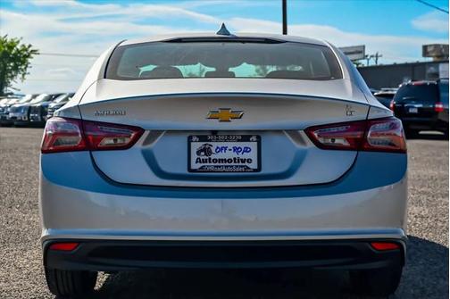 2022 Chevrolet Malibu FWD LT