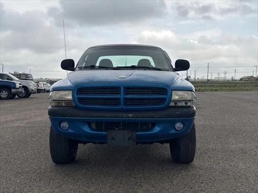 2000 Dodge Dakota Club Cab 4WD