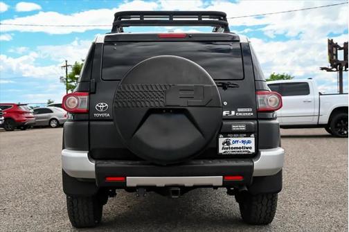 2013 Toyota FJ Cruiser Base