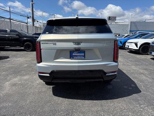 2025 Cadillac Escalade IQ Luxury 1