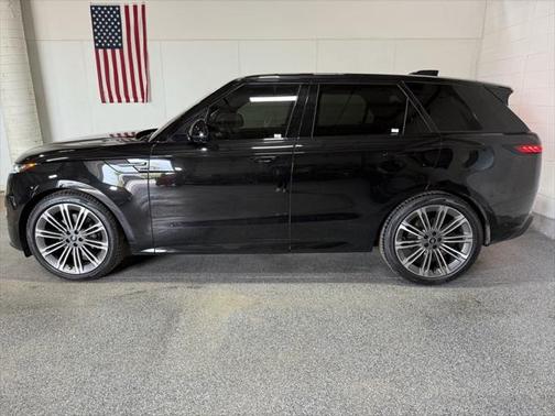 2024 Land Rover Range Rover Sport SE