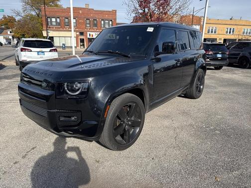 2023 Land Rover Defender 110 V8