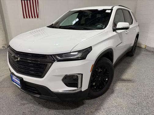 2022 Chevrolet Traverse LT Leather