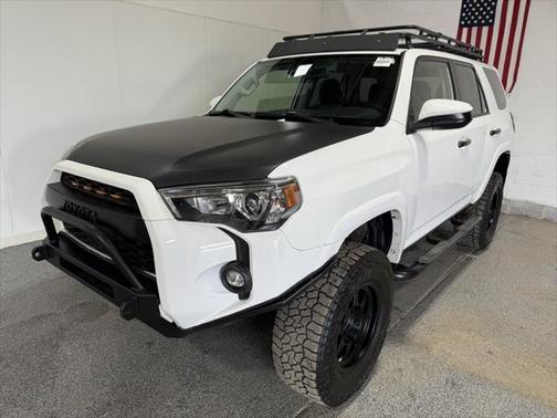 2022 Toyota 4Runner SR5