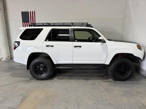 2022 Toyota 4Runner SR5