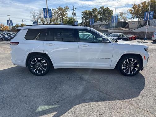 2022 Jeep Grand Cherokee L Overland