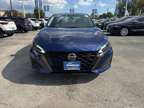 2023 Nissan Altima SR FWD