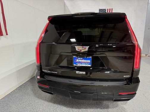 2025 Cadillac Escalade Sport Platinum