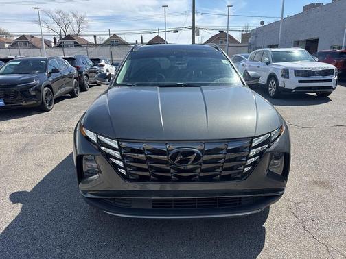 Amazon Gray 2022 Hyundai TUCSON Limited
