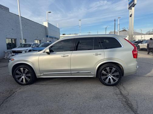 2021 Volvo XC90 T6 Inscription
