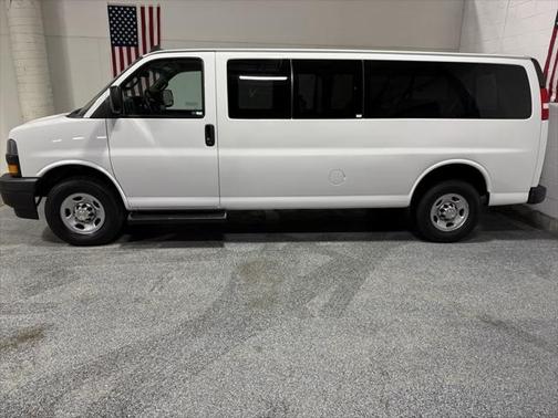 2022 Chevrolet Express 3500 RWD 3500 Extended Wheelbase LS