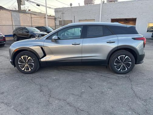 2025 Chevrolet Blazer EV AWD LT