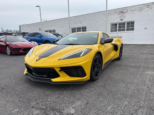 2025 Chevrolet Corvette Stingray w/1LT