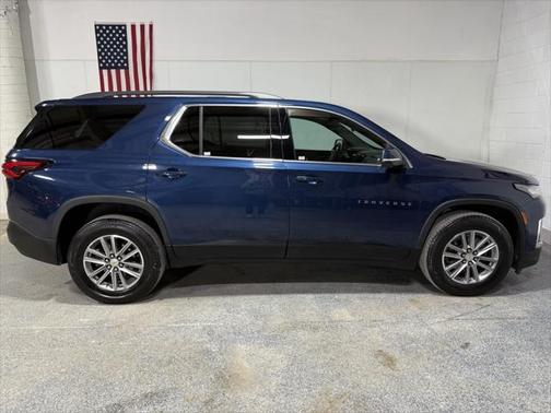 2022 Chevrolet Traverse LT Leather